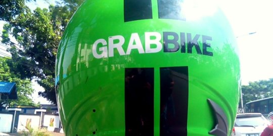 Puluhan Grab Bike melayat ke rumah driver GO-JEK tewas di Mal Sunter