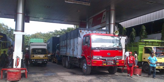 Menteri Rini dorong Pertamina buka SPBU di Myanmar 2016