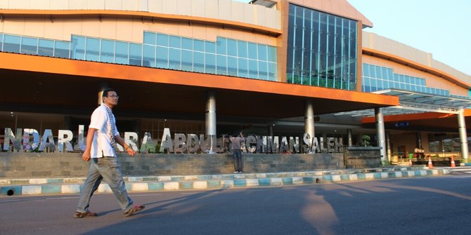 Bandara Abdul Rachman Saleh Malang ditutup karena abu Gunung Bromo