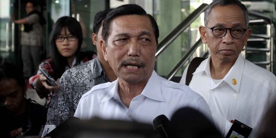 Anggota MKD datang saat Menko Luhut jumpa pers 'Papa Minta Saham'