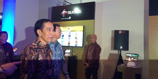 Jokowi: Bismillah 4G LTE diluncurkan