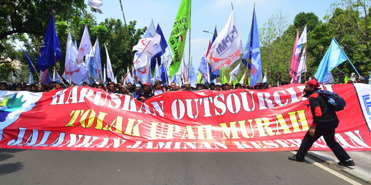 Djarot Kita Akan Buat Plaza Demo Sediakan Minum Tanpa Nasi Bungkus Merdeka Com