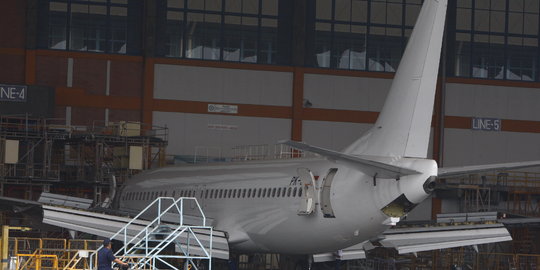 Gara-gara salah semprot, puluhan penerbangan di China ditunda