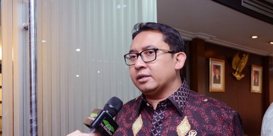 pengadu domba rev1