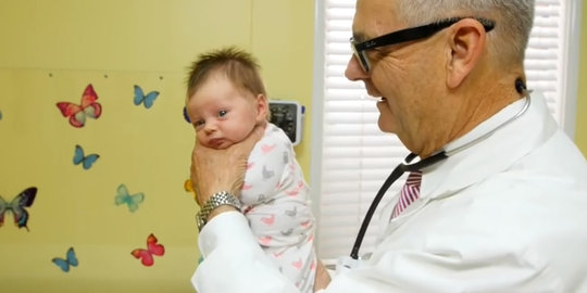 Ini cara terampuh untuk hentikan tangis bayi dalam hitungan detik