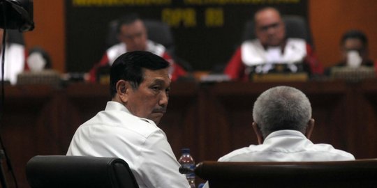 Menko Luhut: Presiden bukan manusia yang bisa diatur-atur