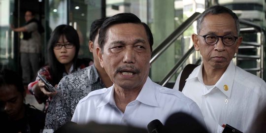 Siapa mau jebak Jokowi sampai Menko Luhut kirim memo peringatan?
