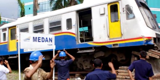 Kebablasan, KA Sri Lilawangsa tabrak beton pembatas di Medan