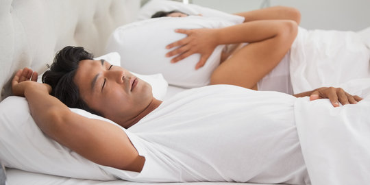 Malu karena tidur mendengkur? Atasi dengan 7 cara ini