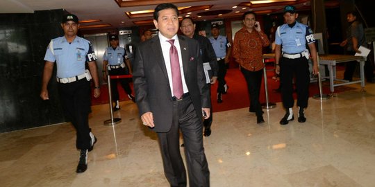 Ruhut: Setya Novanto sudah tak jadi Ketua DPR, rasain dia!