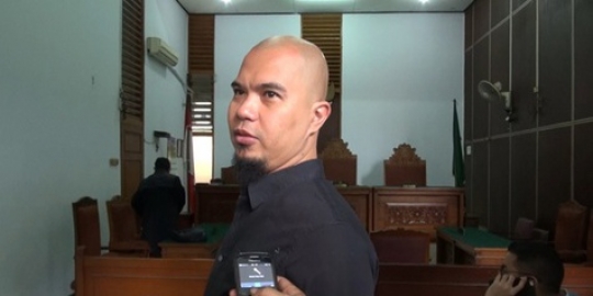 Dikabarkan jadi saksi Nikita Mirzani, Ahmad Dhani: tak sejauh itu