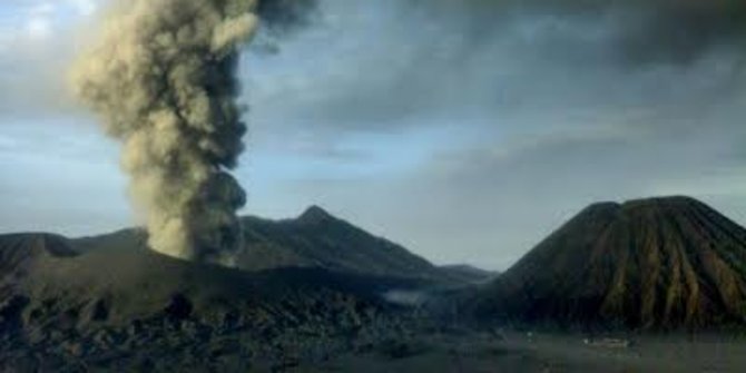 Beredar foto hoax erupsi Gunung Bromo