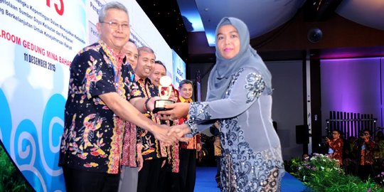 Olah ikan Lele, Siti Thoyibah raih Adibakti Mina Bahari 2015