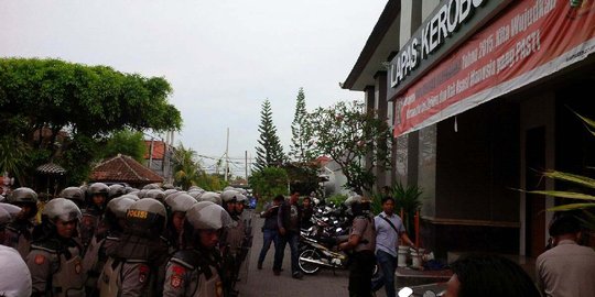 Rusuh antarnapi, Lapas Kerobokan dijaga ratusan polisi