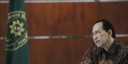 Suryadharma Ali polisikan dua pejabat Kementerian Agama