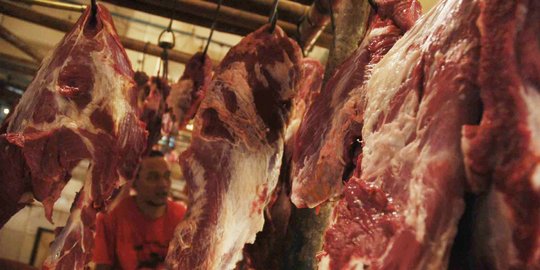 Waspada, ditemukan 40 kg daging busuk beredar di Giant