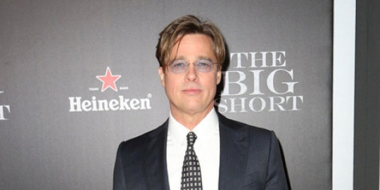 Tak suka dengan bentuk lubang hidung, Brad Pitt bakal oplas?