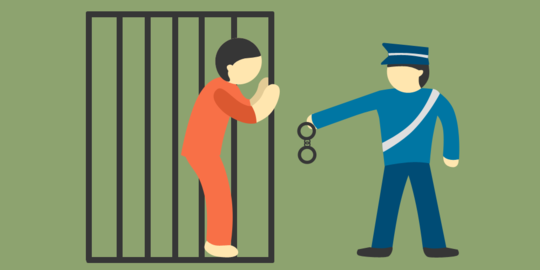 Ribut dengan petugas, napi bakar Lapas Piru di Maluku