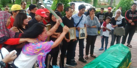 Ogah digusur, warga Zeni Mampang ancam bongkar makam orangtua di TMP