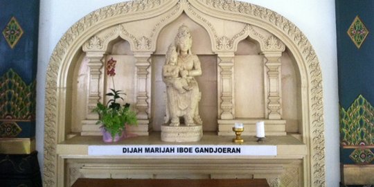 Menengok Yesus dalam rupa Jawa di Gereja Ganjuran