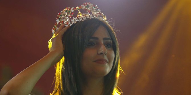 Pesona Shaima Qassem dinobatkan sebagai Miss Iraq pertama sejak 1972