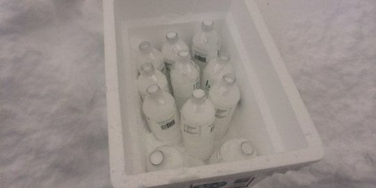 6 benda paling aneh yang pernah dijual dalam botol