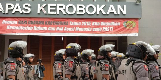 Usai bentrok dan penemuan senpi, Kalapas Kerobokan langsung dicopot