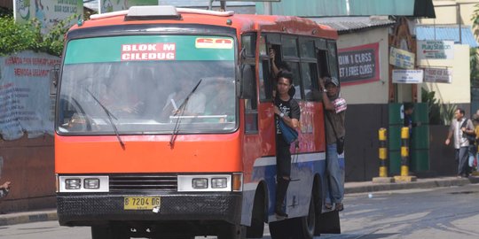 Metro Mini mogok beroperasi, anggota DPR salahkan Dishub DKI