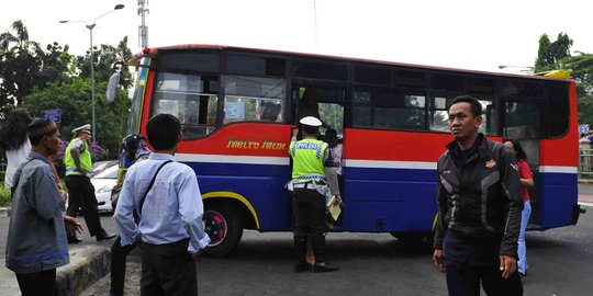 Bobroknya Metro Mini sampai disebut Ahok mirip setan zombie