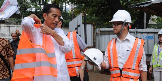 Didampingi Menhub, Presiden Jokowi tinjau proyek MRT di Senayan