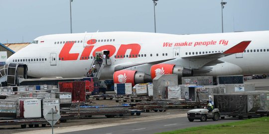 Mengalami beku saat terbang, Lion Air terpaksa mendarat di Surabaya