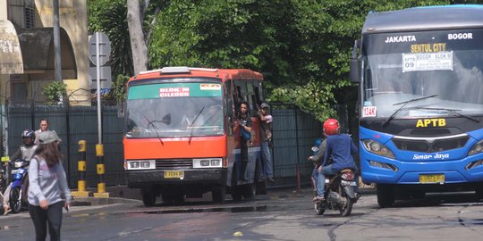 Ridwan Kamil dukung ketegasan Jokowi tata Metro Mini