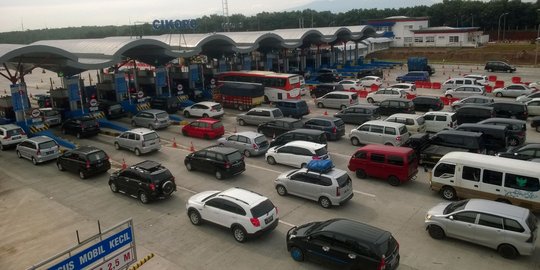 Tol Cipali macet parah, Jakarta menuju Cikopo sampai 11 jam