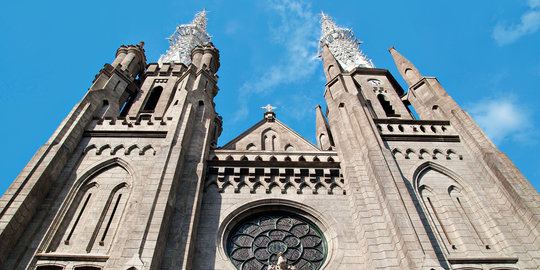 Di Hari Natal, Gereja Katedral dihiasi seribu tanaman