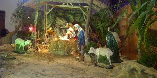 Sambut Natal, Katedral di Semarang bikin replika kelahiran Yesus