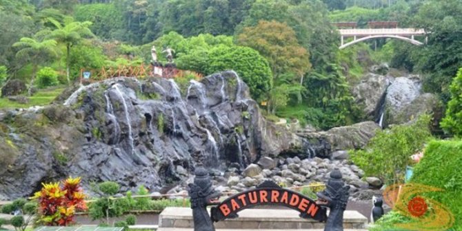 Isi hari libur, ribuan wisatawan serbu Lokawisata Baturraden