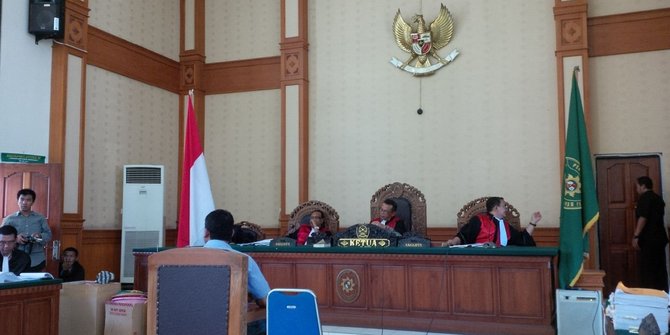 Hakim anggap kesaksian sidang Engeline melebar, JPU diminta selektif
