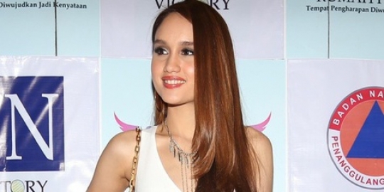 Dikabarkan ikut spin-off 'HARRY POTTER', Cinta Laura harus 