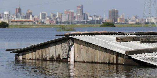 Banjir seatap rendam puluhan ribuan rumah di Paraguay