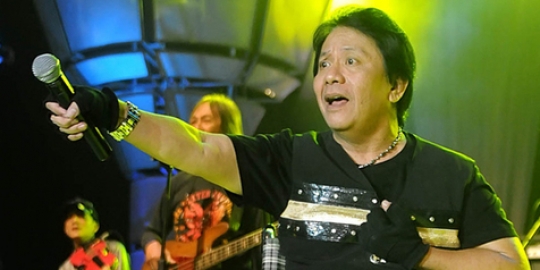 Pecah saraf, Benny Panjaitan vokalis Panbers tak sadarkan diri