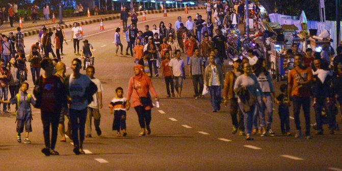 Hujan rintik guyur Bandung jelang pergantian tahun