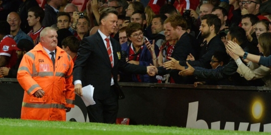 Meskipun dihujat, Van Gaal tetap puji fans MU