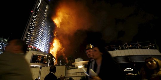 Sumber api di Hotel Address Dubai dari lantai 20