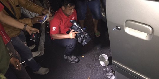 Labfor Polri selidiki bom molotov yang meledak di dekat mobil TV One