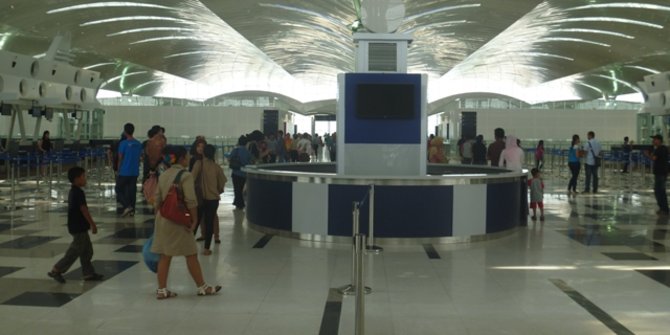 Hari pertama 2016, listrik Bandara Kualanamu padam