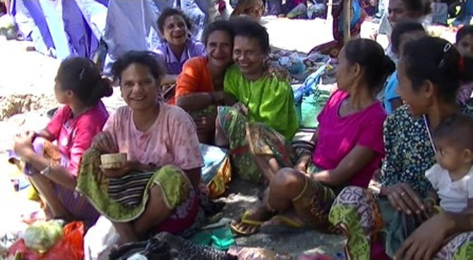 suasana di pasar kali seko