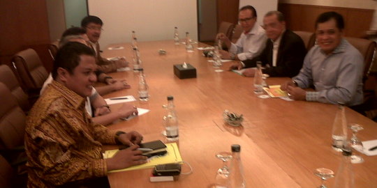 Kubu Agung siap bayar tagihan PLN tapi minta Ical tak ke DPP lagi