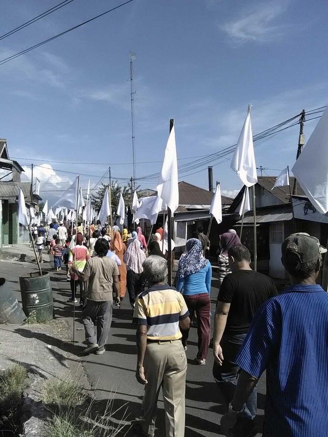 warga purbayasa geruduk pabrik kayu