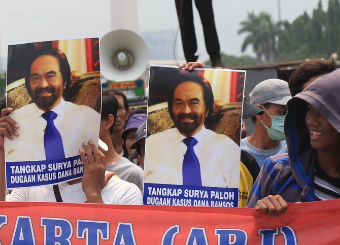 aliansi pemuda jakarta geruduk istana