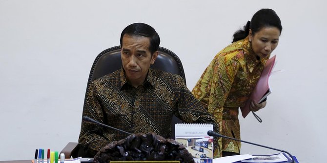 Jokowi tagih laporan Menteri BUMN soal pembangunan kereta cepat